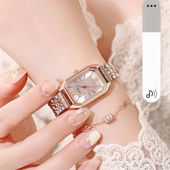 Rectangle Vintage Women's Steel Strap Fancy Watches. - Picture 3 of 7